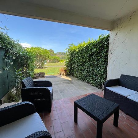 Appartement 2 Pieces En Rez De Jardin Avec Parking Et Piscine Villeneuve-Loubet Exterior photo